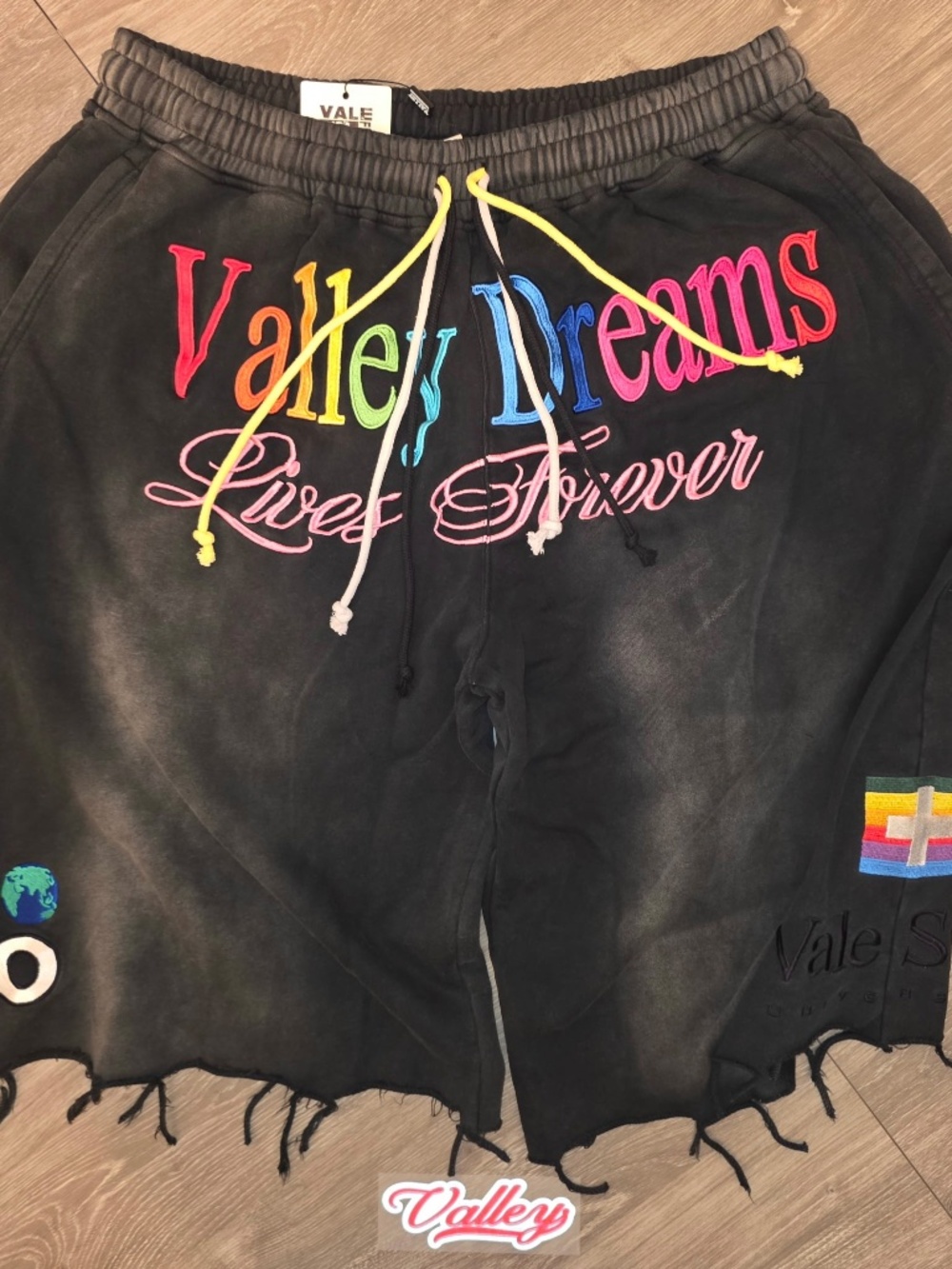 Valley forever DREAM 3/4 SHORTS (Authentic)